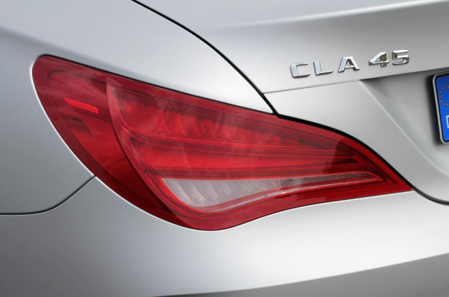  Mercedes-Benz CLA45 AMG 2014 года  (фото 67 из 110)